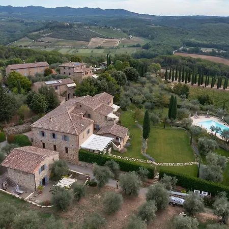 Borgo Argiano مزرعة للإقامة كاستيلْنْوافو بيراردين