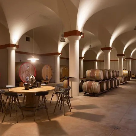 Borgo Argiano مزرعة للإقامة *