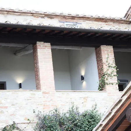مزرعة للإقامة Borgo Argiano *