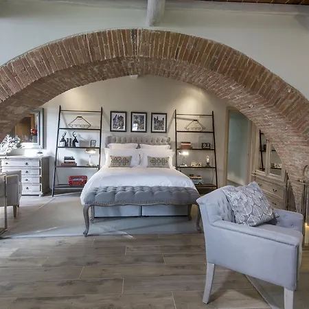 مزرعة للإقامة Borgo Argiano *